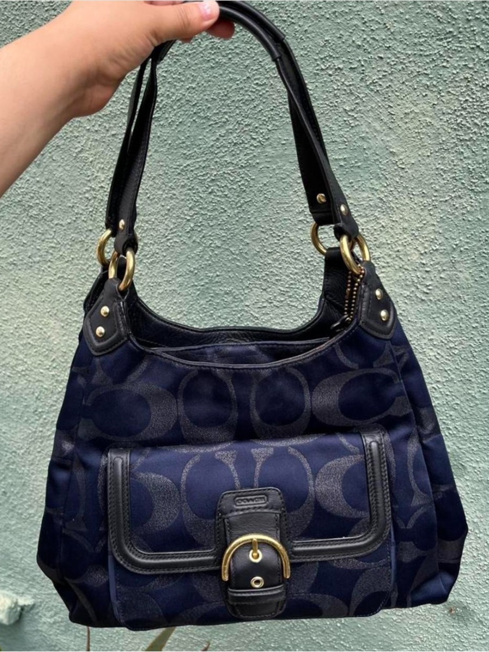 Vintage Y2K rare Navy and Black Signature Hobo Soho 3 Compartment Shoulder Bag